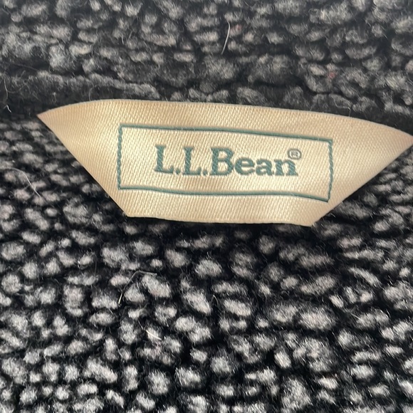 L.L. Bean coat - Picture 7 of 14